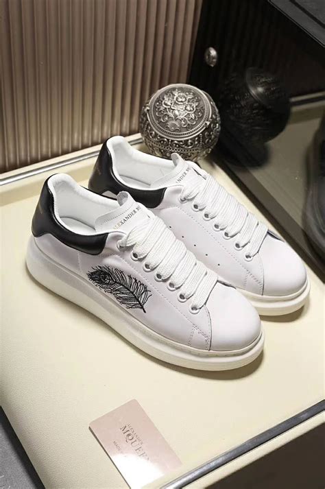 alexander mcqueen vs gucci sneakers